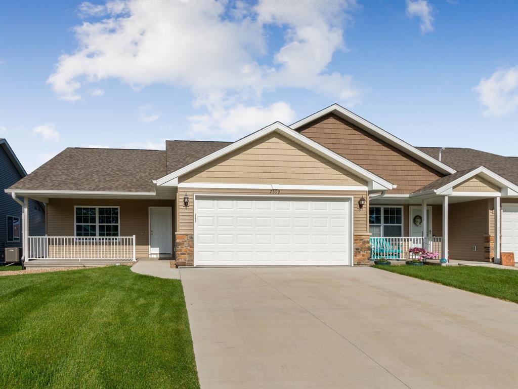 7599 Summerset Avenue - Photo 1