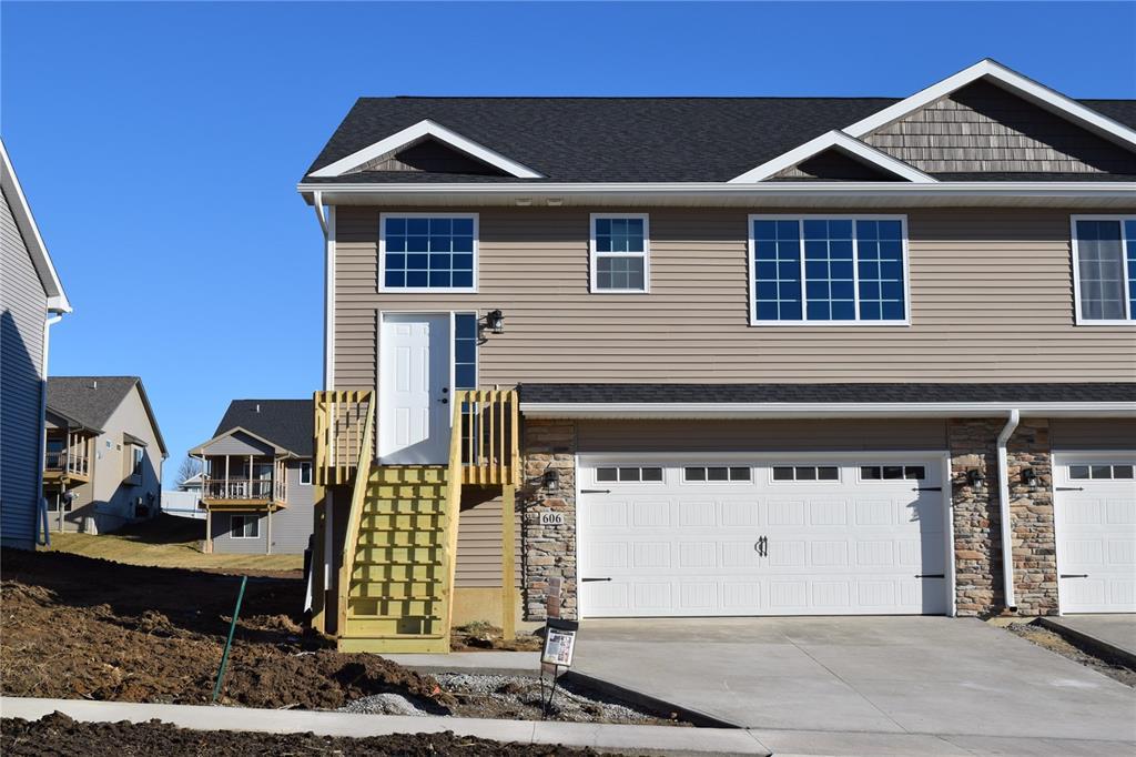 606 Doe Avenue - Photo 1