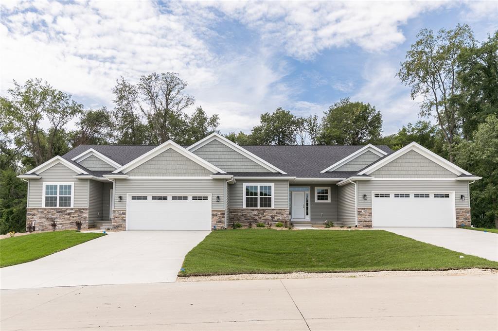 5823 Meadow Grass Circle - Photo 1