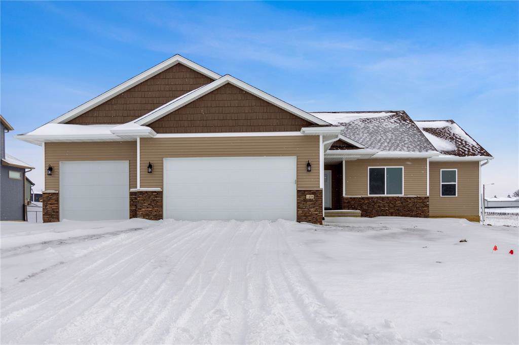 1408 Cardinal Drive - Photo 1