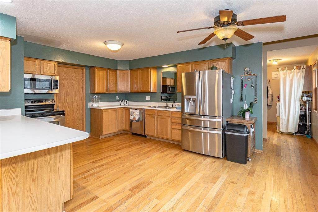 795 Leslie Court - Photo 1