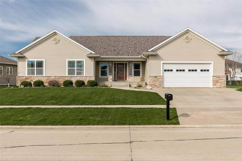 2090 Rosewood Ridge Drive - Photo 1 2090 Rosewood Ridge Drive - Photo 1