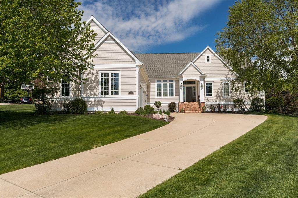 6713 Ashwood Court - Photo 1