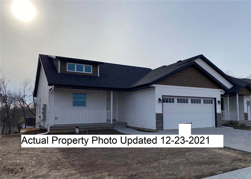 1609 Petrus Drive - Photo 1