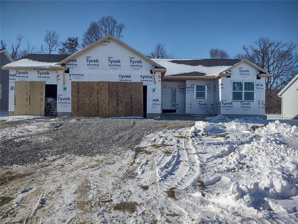 4156 Larkspur Drive - Photo 1