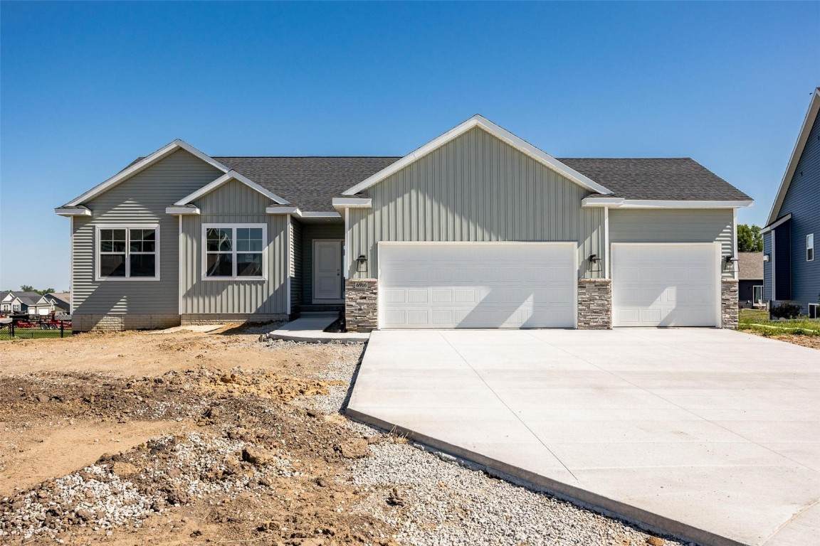 6916 Grey Slate Court - Photo 1