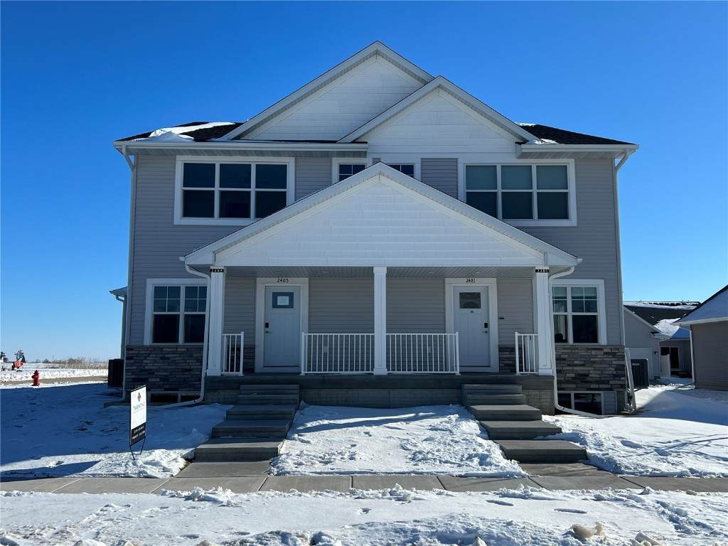 2485 Rookwood Lane - Photo 1