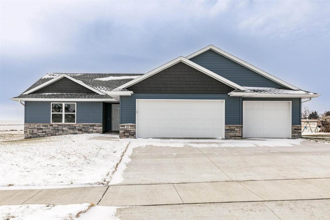 115 Viking Drive - Photo 1