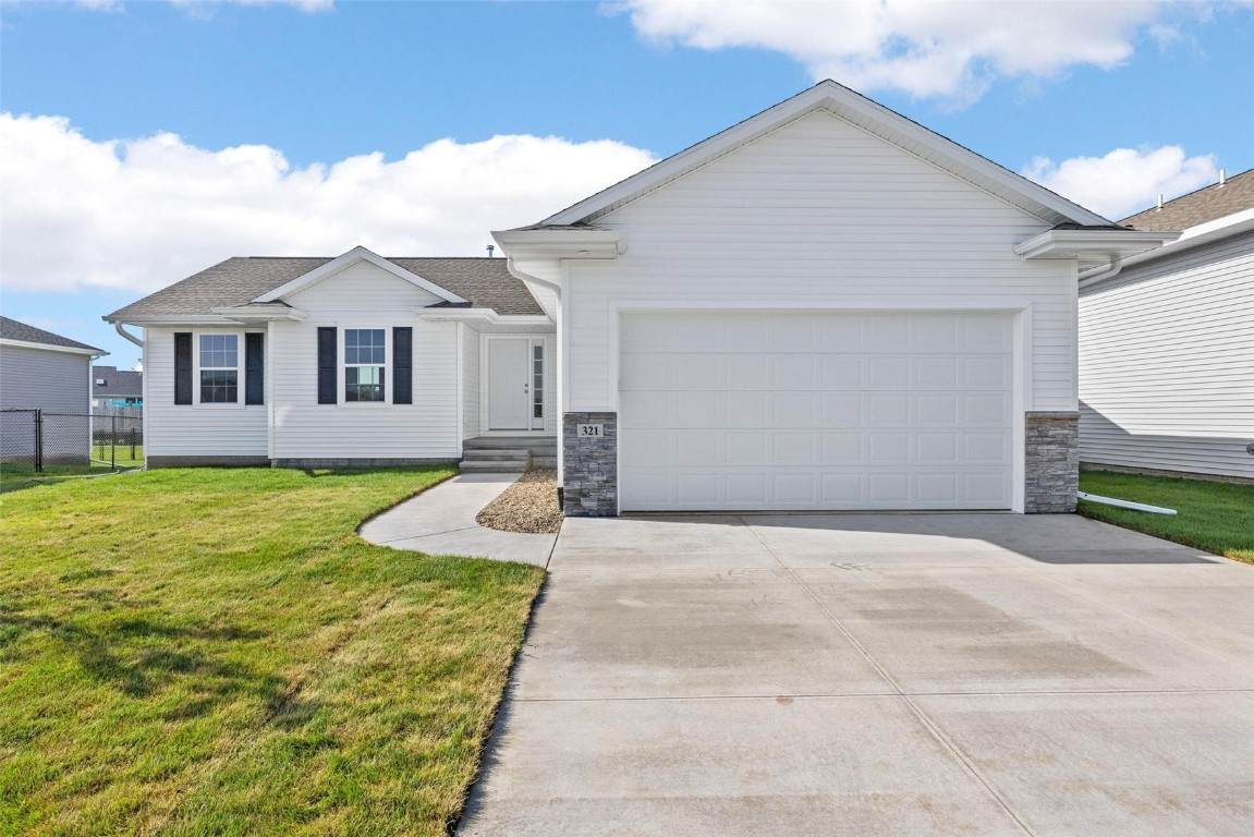 321 Sumac Drive - Photo 1