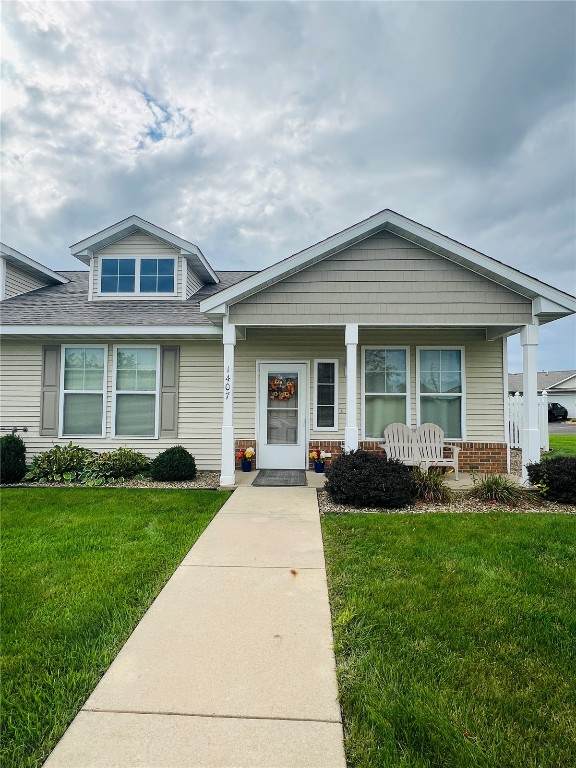 1407 Tower Lane - Photo 1