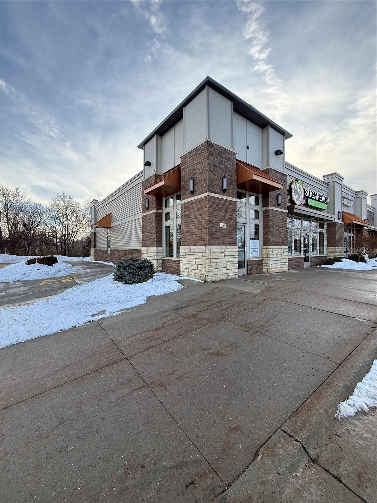 https://bt-photos.global.ssl.fastly.net/cedarrapids/orig_boomver_4_2509781-2.jpg