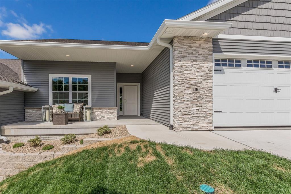 200 Cemar Court - Photo 1