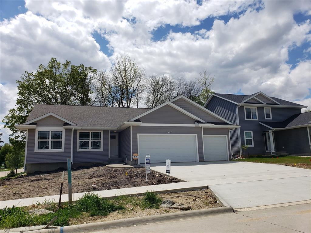 2201 Shady Grove Road - Photo 1