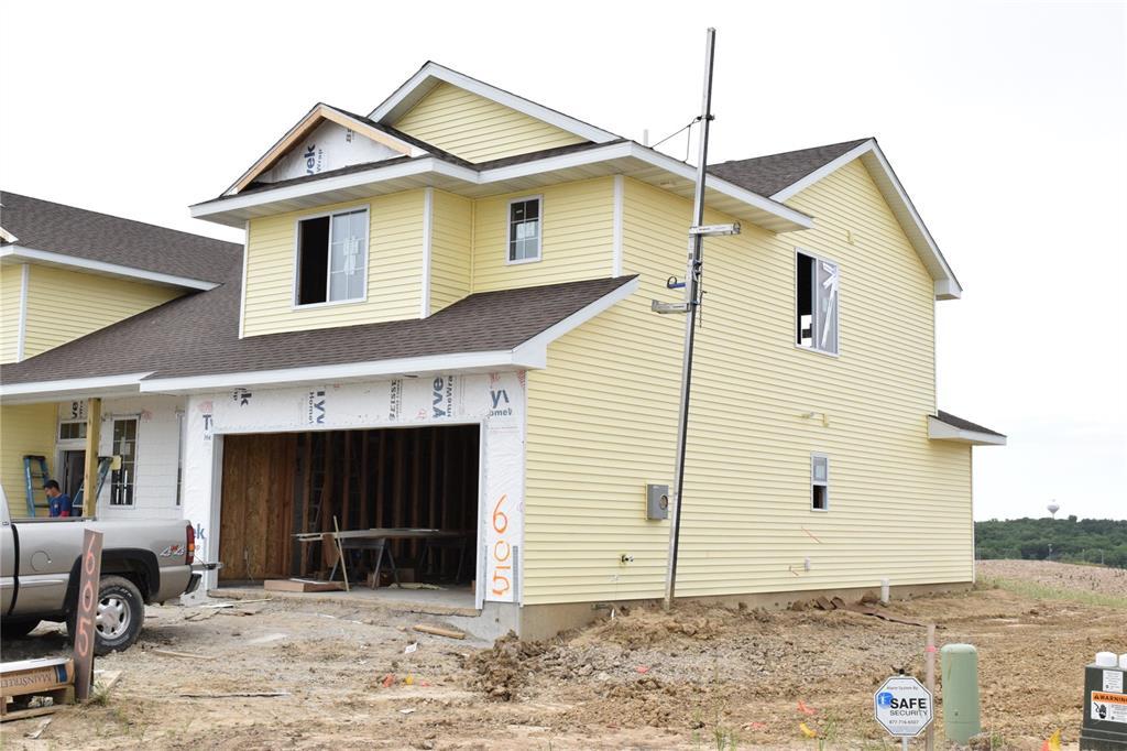 605 Rolling Hills Drive - Photo 1