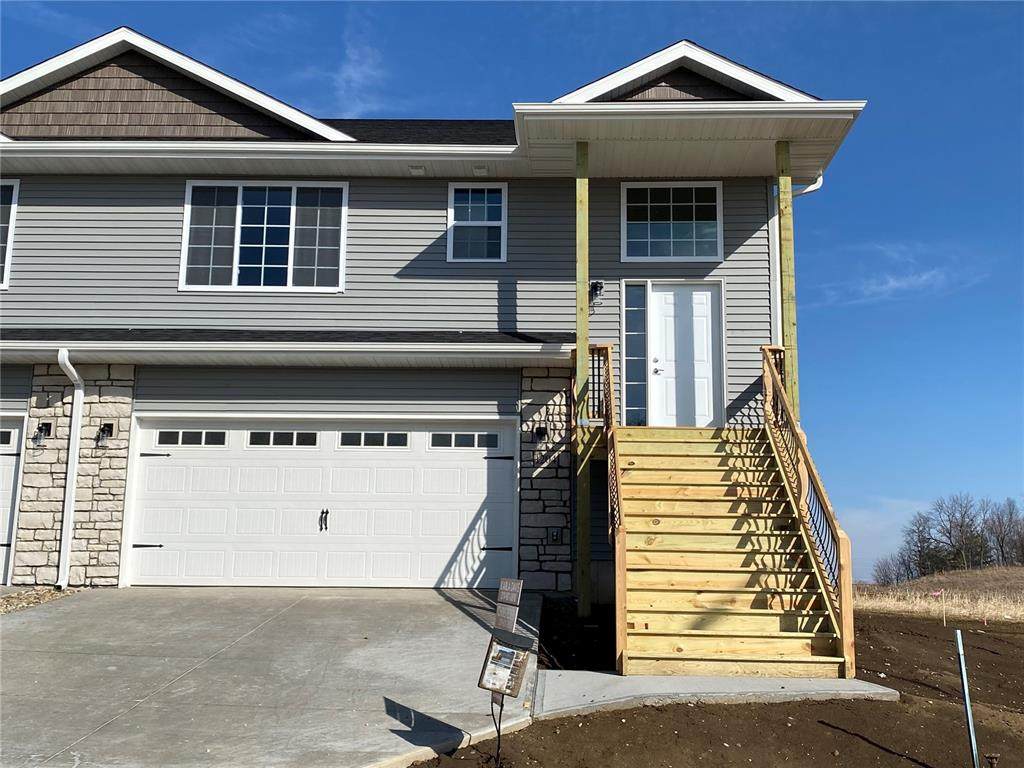 1204 Creekside Drive - Photo 1