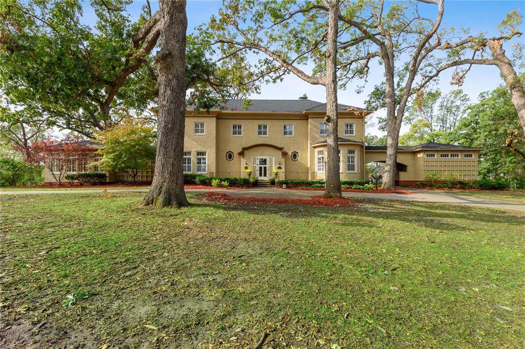 513 Vernon Drive - Photo 1