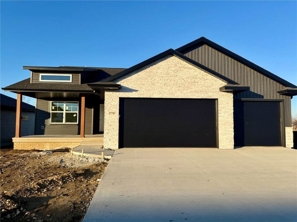 2770 Burns Drive - Photo 1