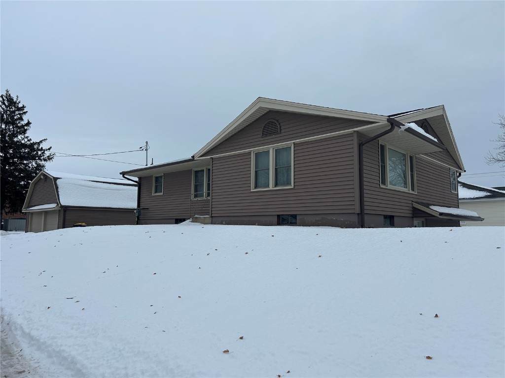 104 Walnut Street - Photo 1