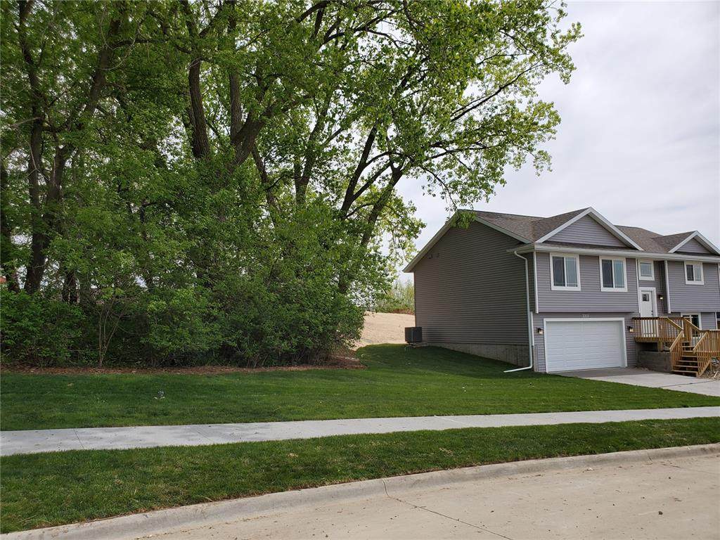 2200 Holly Meadow Avenue - Photo 1 2200 Holly Meadow Avenue - Photo 1