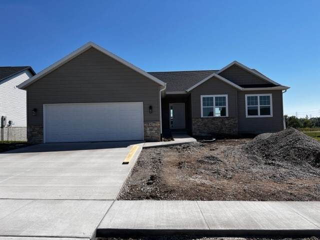 827 Bowstring Drive - Photo 1