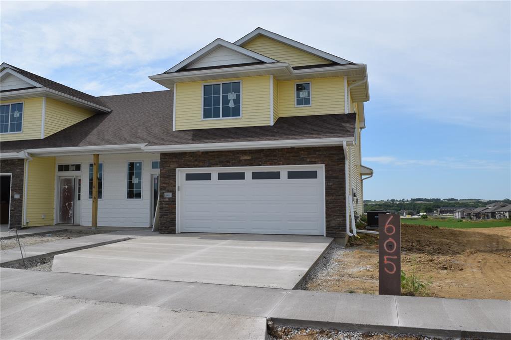 605 Rolling Hills Drive - Photo 1