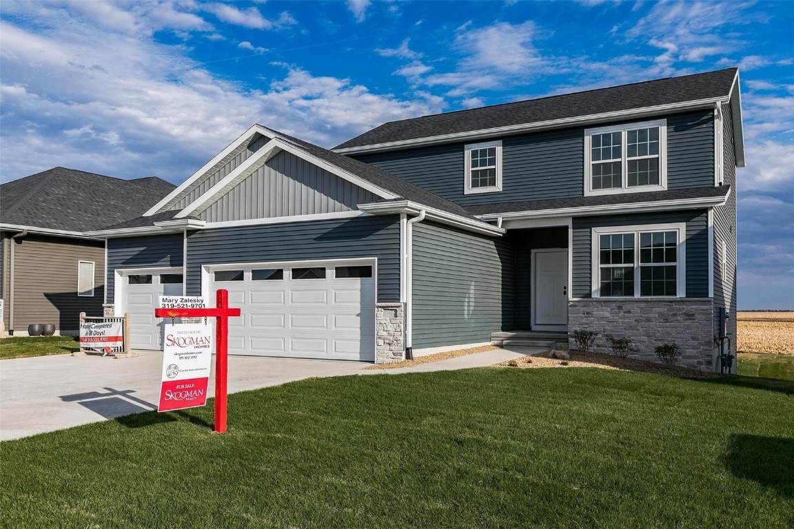 2490 Royal Oak Ridge - Photo 1