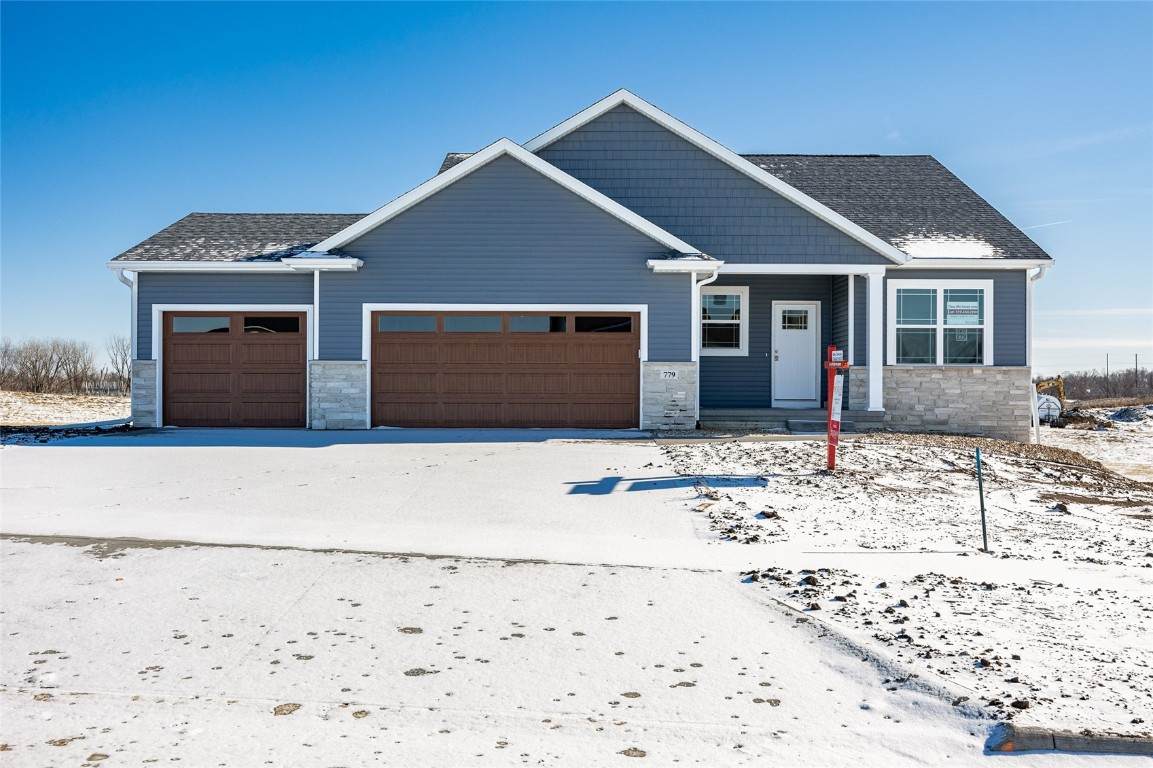 779 Bowstring Drive - Photo 1