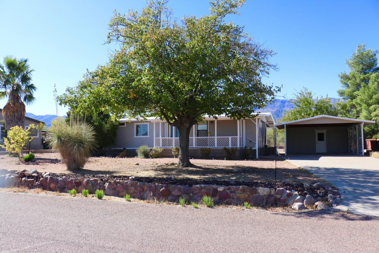 915 Deer Creek Drive - Photo 1