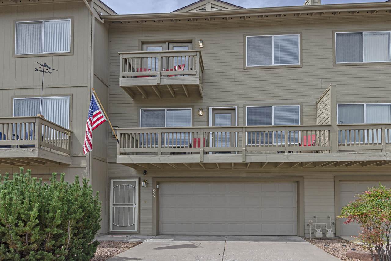 804 Montana Drive - Photo 1