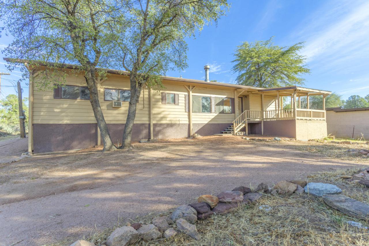 203 Granite Drive - Photo 1