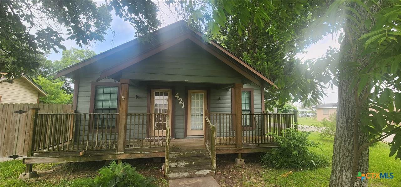 267 Illinois Street - Photo 1