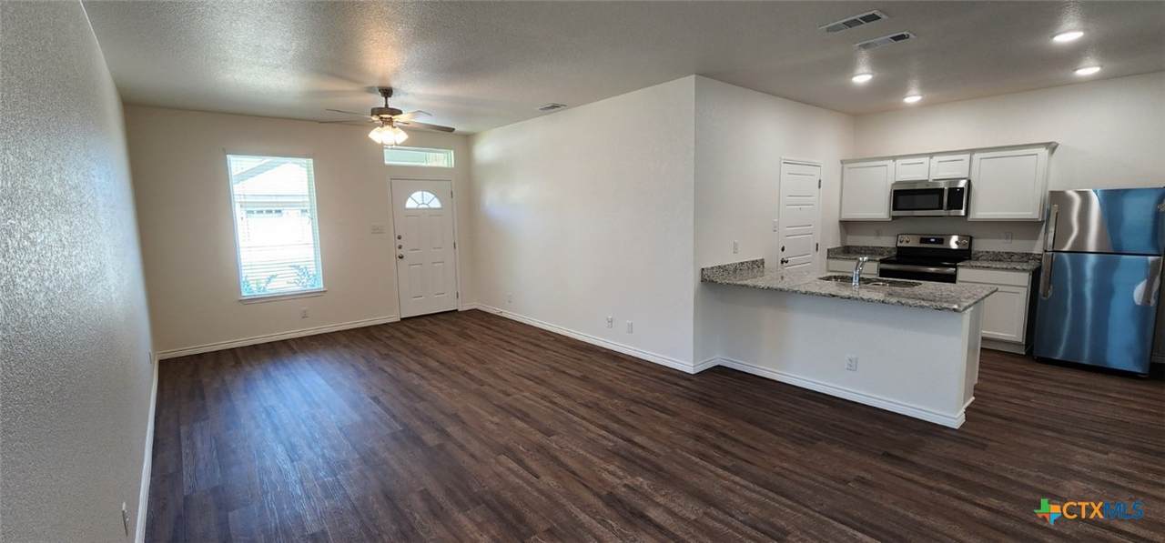 https://bt-photos.global.ssl.fastly.net/centraltx/1280_boomver_1_606850-2.jpg