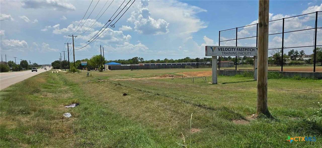 8064 State Highway 317 - Photo 1