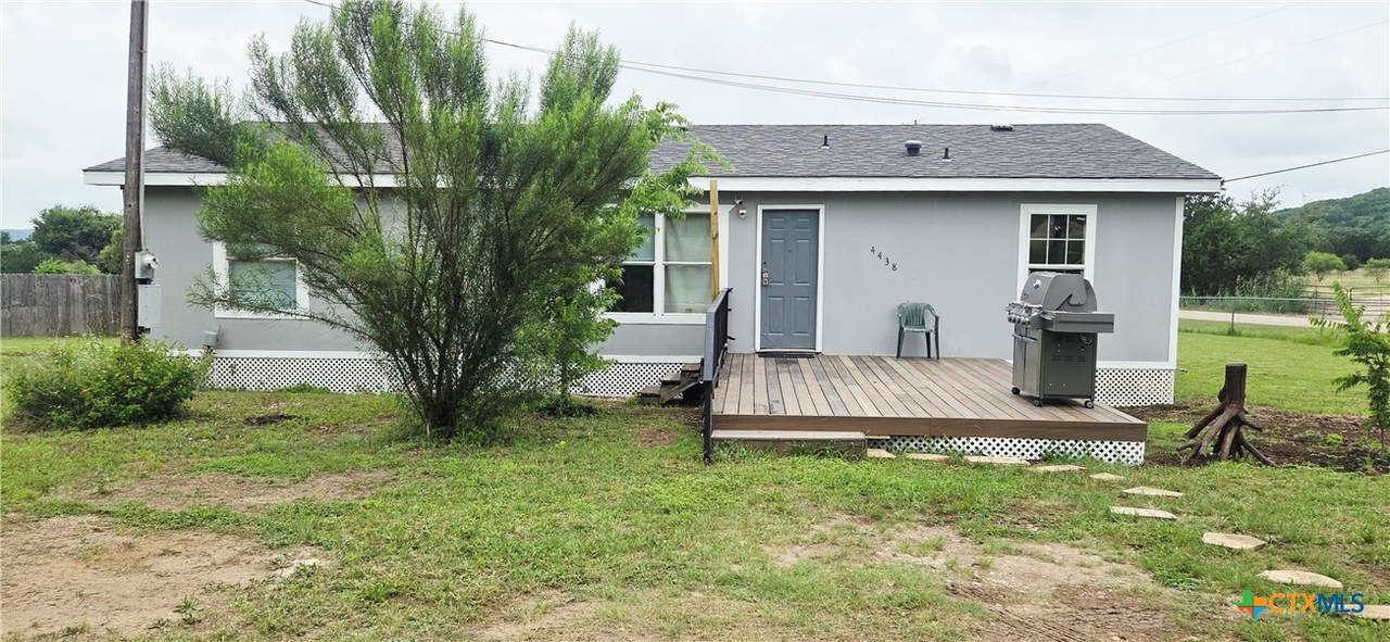 4438 County Road 3220 - Photo 1