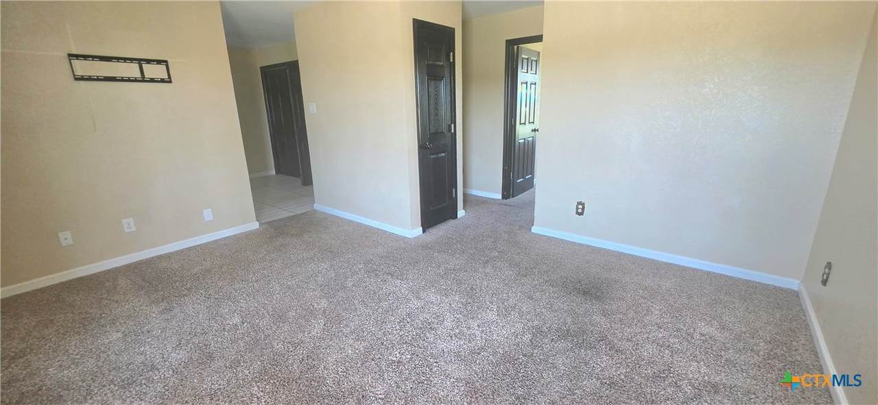 1802 Windward Drive - Photo 1
