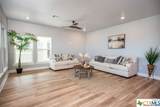 109 Whooping Crane Street - Photo 5