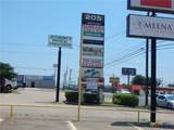 205 W Rancier Avenue - Photo 4