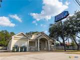 1712 Interstate 35 - Photo 9