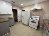 1009 Oak Street - Photo 6