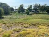 000 Interstate 35 - Photo 1