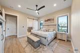 300 Bridgepoint Drive - Photo 19