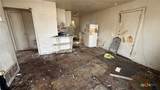 715 Avenue B - Photo 11
