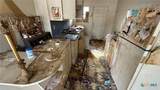 715 Avenue B - Photo 12