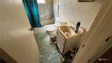 715 Avenue B - Photo 17