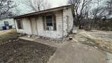 715 Avenue B - Photo 3