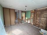 416 Avenue C - Photo 5