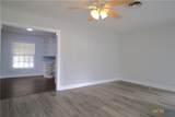 1109 Manor Drive - Photo 3