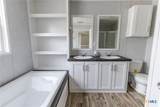 117 Royal - Photo 13