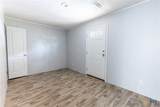 117 Royal - Photo 16