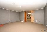 12680 Fm 2410 - Photo 31